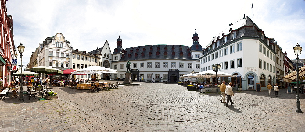 Tourists sitting in a cafe on Jesuitenplatz Square, Koblenz, Rhineland-Palatinate, Germany, Europe