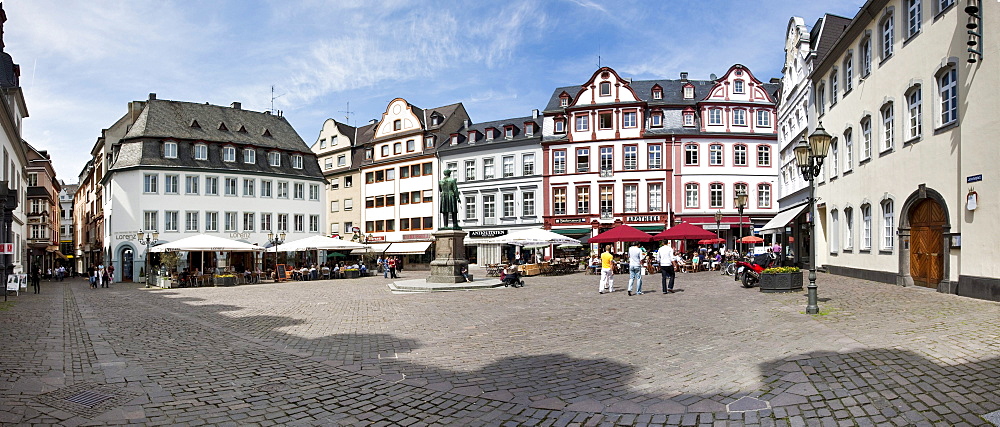 Tourists sitting in a cafe on Jesuitenplatz Square, Koblenz, Rhineland-Palatinate, Germany, Europe