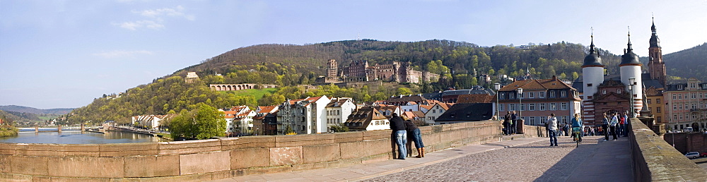 Alte Bruecke, Heidelberg, Baden-Wuerttemberg, Germany