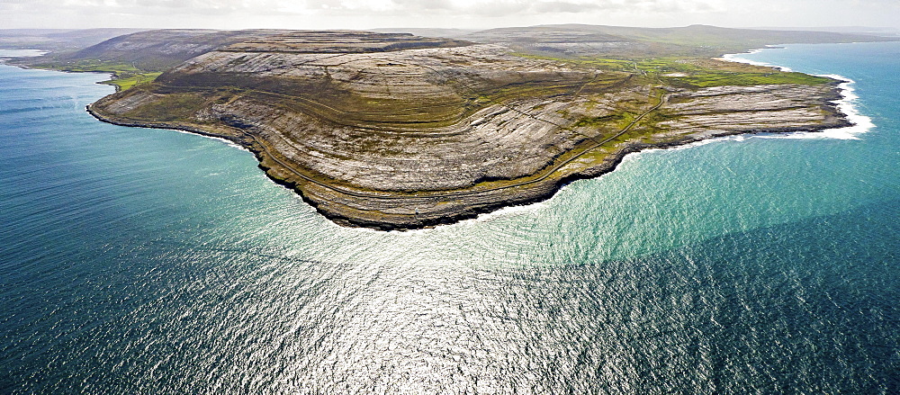 Rocky coast of Black Head, in the north of Doolin Burren, Murrogh, Formoyle, sandstone rock formations, County Clare, Ireland, Europe