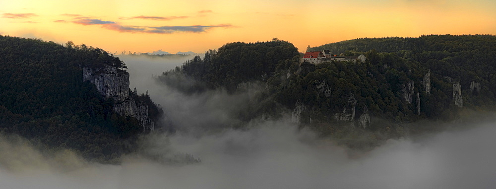 Burg Wildenstein castle in the morning light, Naturpark Upper Danube nature park, Danube Valley, Landkreis Sigmaringen county, Baden-Wuerttemberg, Germany, Europe