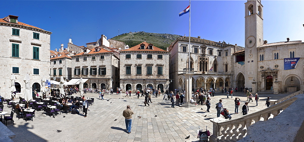 Luza Square, old town of Dubrovnik, UNESCO World Heritage Site, central Dalmatia, Dalmatia, Adriatic coast, Croatia, Europe, PublicGround