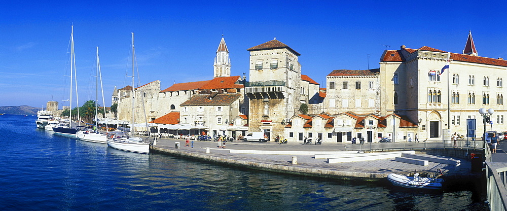 Sailing boats, Riva promenade, city walls, old town, UNESCO World Heritage Site, Trogir, Dalmatia, Croatia, Europe