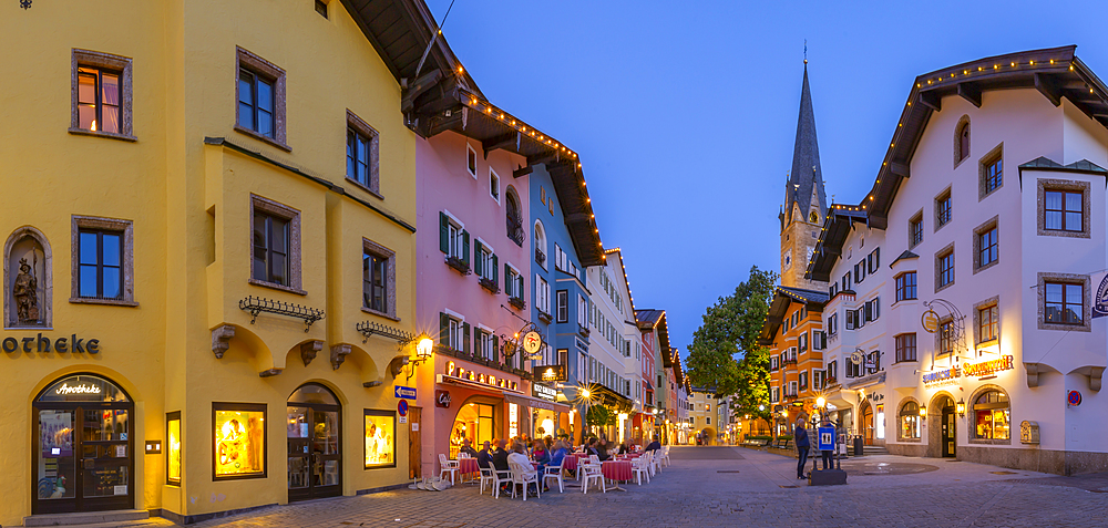 View of Katharinenkirche on Vorderstadt at dusk, Kitzbuhel, Austrian Tyrol Region, Austria, Europe