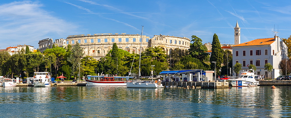 View of Pula Marina and Roman Arena (Amphitheatre), Pula, Istria County, Croatia, Adriatic, Europe