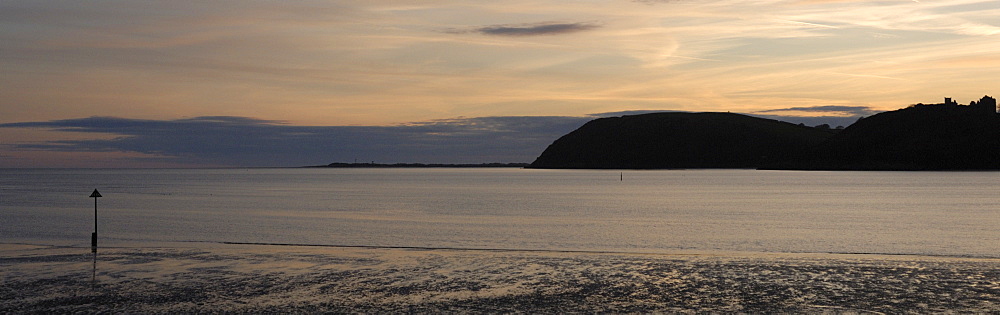 Ferryside, Carmarthen Bay, Wales, UK, Europe    (rr)