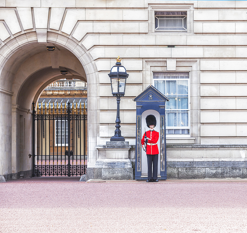 Changing of the Guard, Buckingham Palace, London, England, United Kingdom