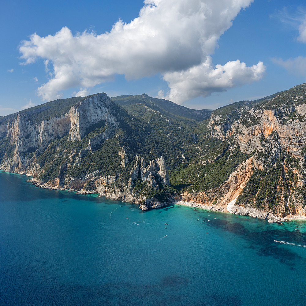 Cala Goloritze with the spire of Aguglia, Gennargentu and Golfo di Orosei National Park, Sardinia, Italy, Mediterranean, Europe