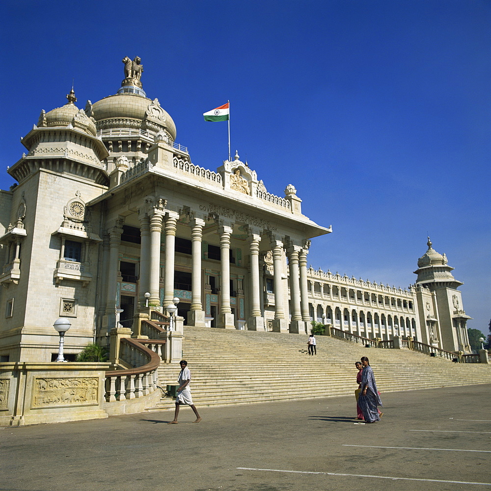 Vidhana Soudha (State Legislature), Bangalore, Karnataka state, India, Asia