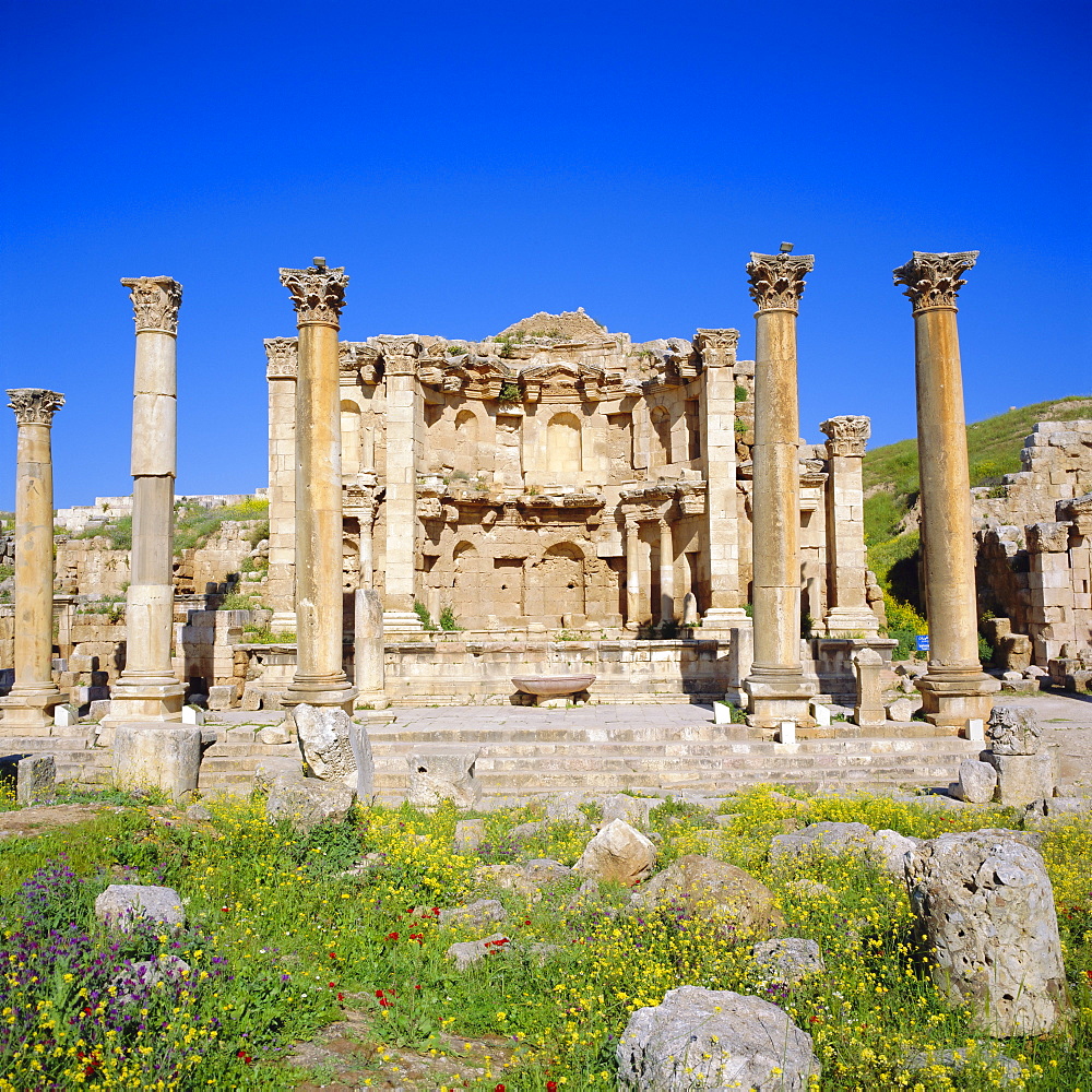 Nymphaeum (public fountain), 2nd century AD, of the Roman Decapolis city, Jerash, Jordan, Middle East