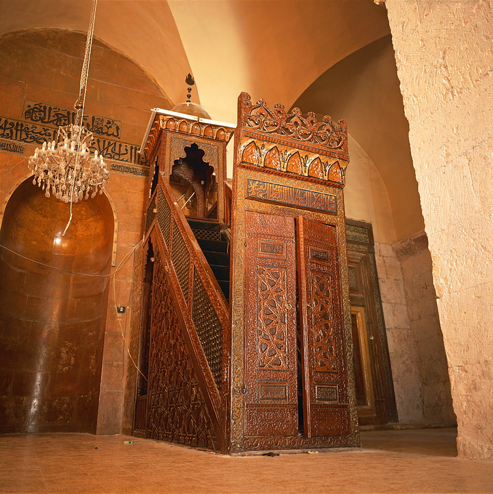 Carved wooden mimbar (pulpit) dating from the 15th century, in interior of Grand Mosque founded in 715, Aleppo, Syria, Middle East