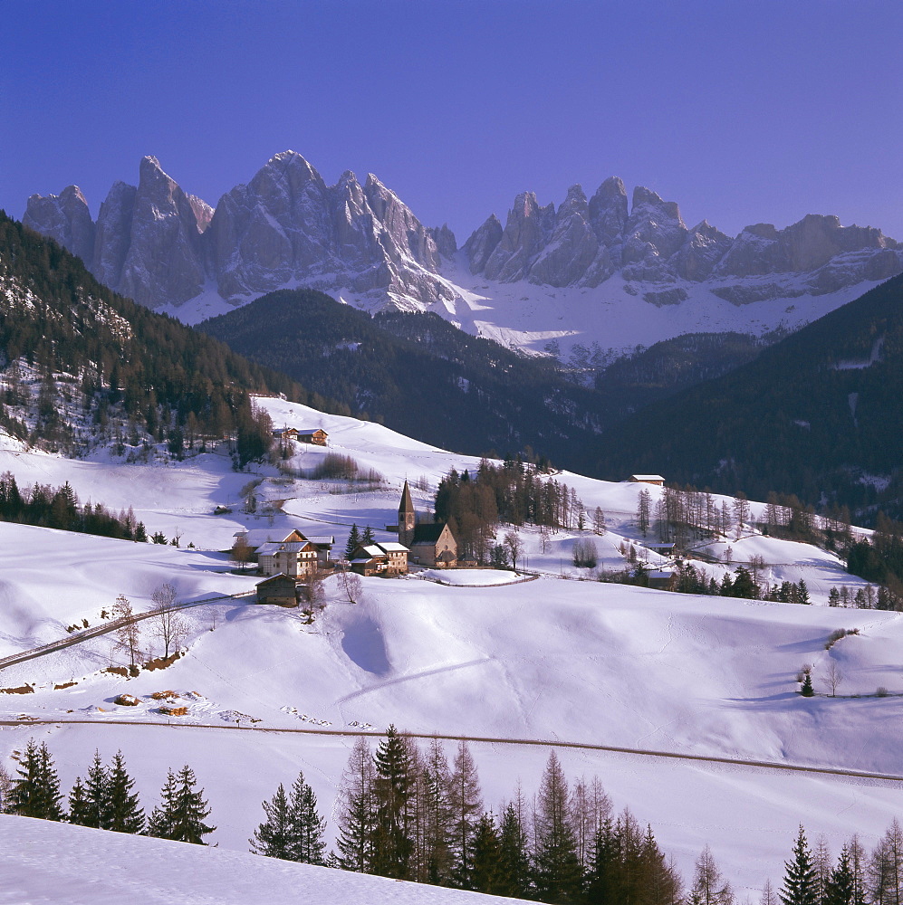 Val de Funes, St. Magdalena and Geisler Mountains, South Tirol (South Tyrol), Trentino-Alto Adige, Italy, Europe