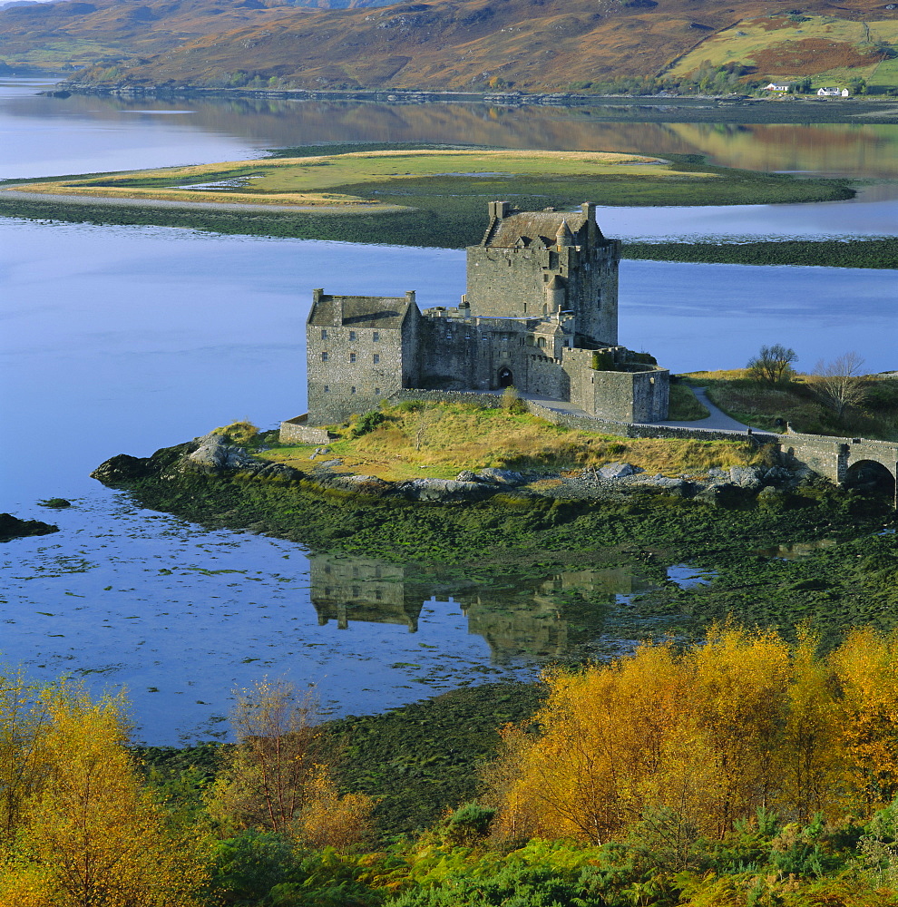 Eilean Donan Castle, Dornie, Highland Region, Scotland, UK, Europe