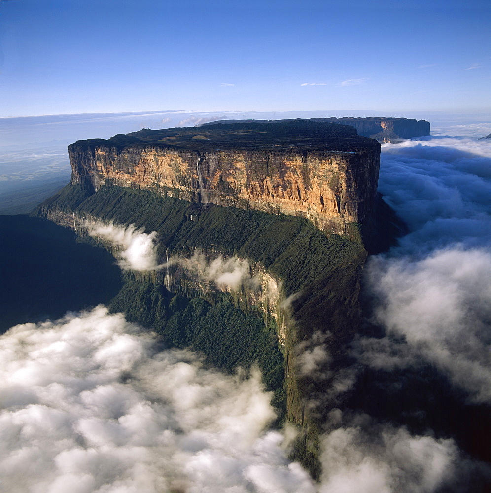 Aerial image of tepuis showing Mount Roraima (Cerro Roraima) from the north, Venezuela, South America