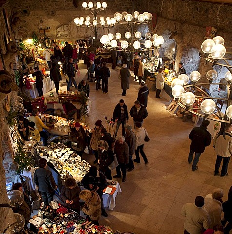 Exhibition of handicrafts at the Christmas market in the ruins of Aggstein Castle, World Heritage Site, Wachau, Lower Austria, Austria, Europe