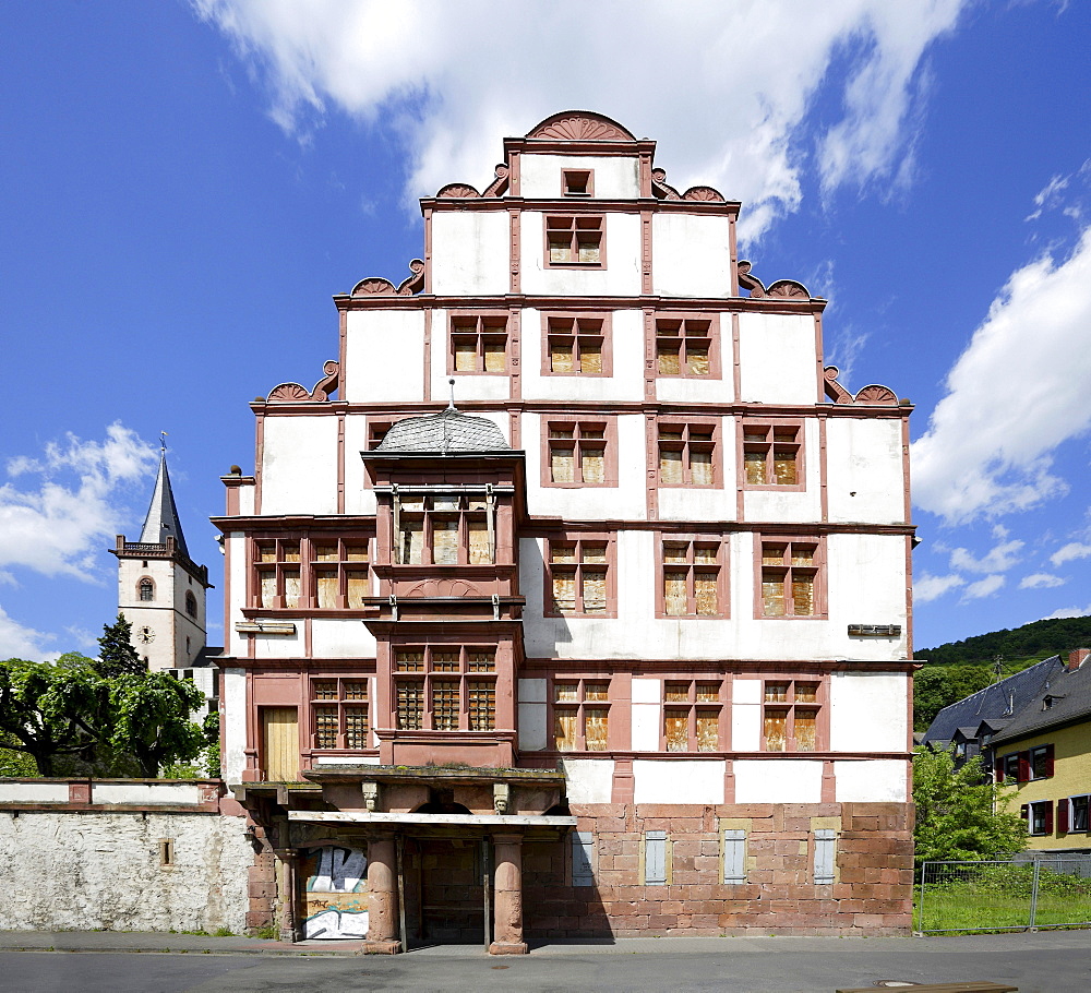 Hilchenhaus building in Lorch, Hesse, Germany, Europe