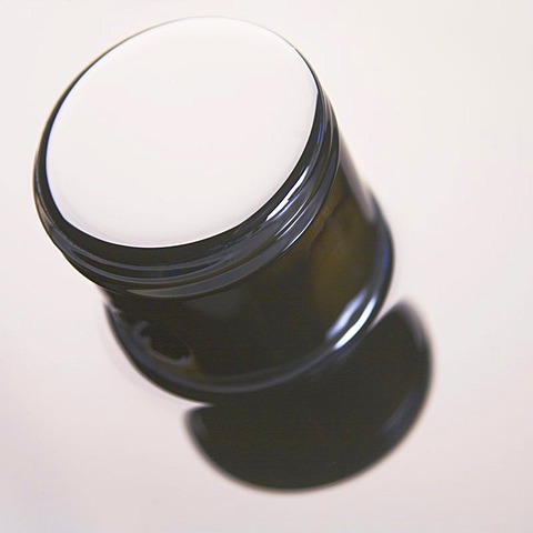 Motorpiston in oil