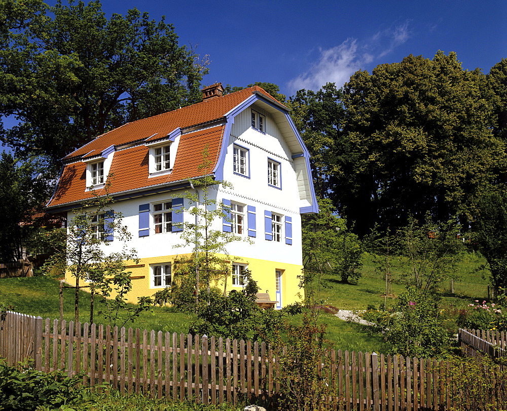 Muenter House, also known as the "Russian House, " inhabited by Russian painter Vassily Kandinsky and German Expressionist painter Gabriele Muenter in the summers 1909-1914, Murnau, Upper Bavaria, Bavaria, Germany, Europe