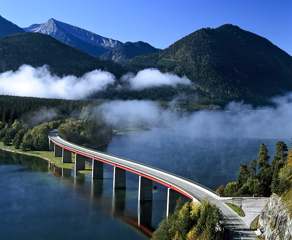 Sylvenstein bridge, Sylvenstein reservoir, autumn, Isar, Upper Bavaria, Germany