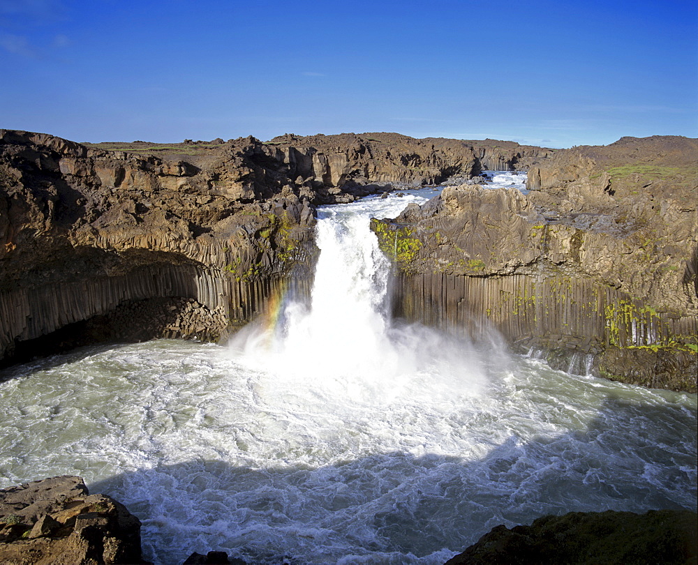 Aldeyjarfoss Waterfalls, Skjalfandafljot-Fluss, Sprengisandur highland road, Iceland