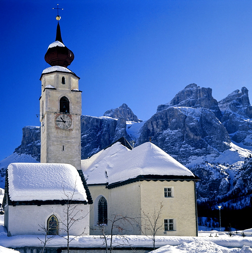 Village church of Kolfuschg, Corvara, Sella Group, Pustertal, Puster Valley, Val Pusteria, Bolzano-Bozen, Italy