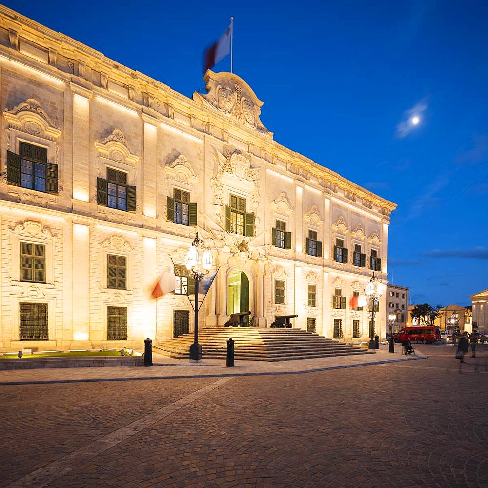 Auberge Castille at night, UNESCO World Heritage Site, Valletta, Malta, Europe