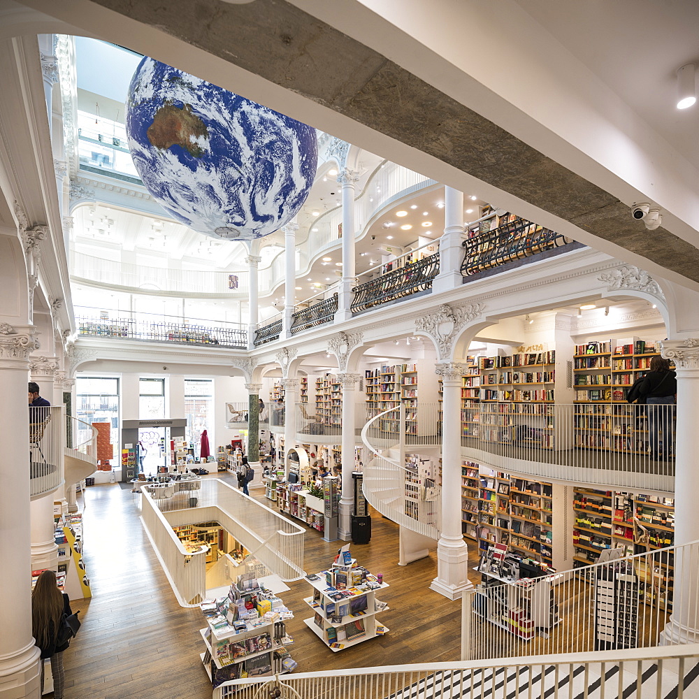 Interior of Carturesti Carusel Book Shop, Bucharest, Romania, Europe