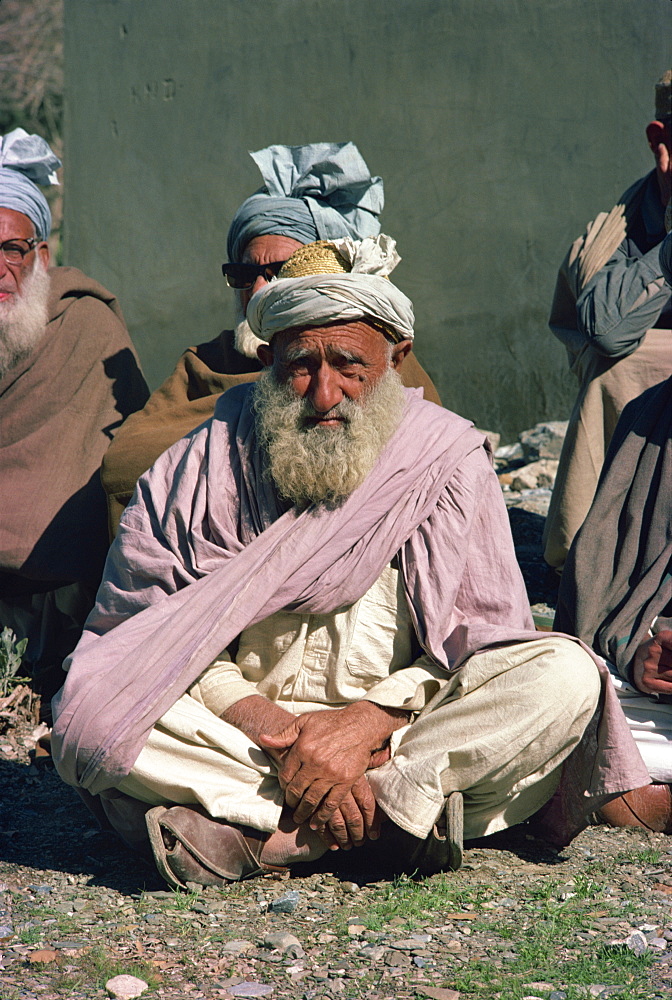 Pathan elders, Jurga, Pakistan frontier, Pakistan, Asia