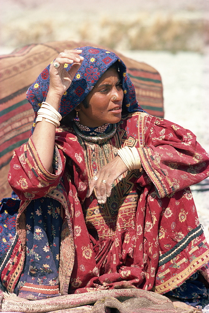 Baluchi nomad woman, Bolan Pass, Pakistan, Asia