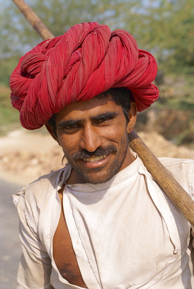 Portrait of a man in a village near Jodhpur, Rajasthan state, India, Asia