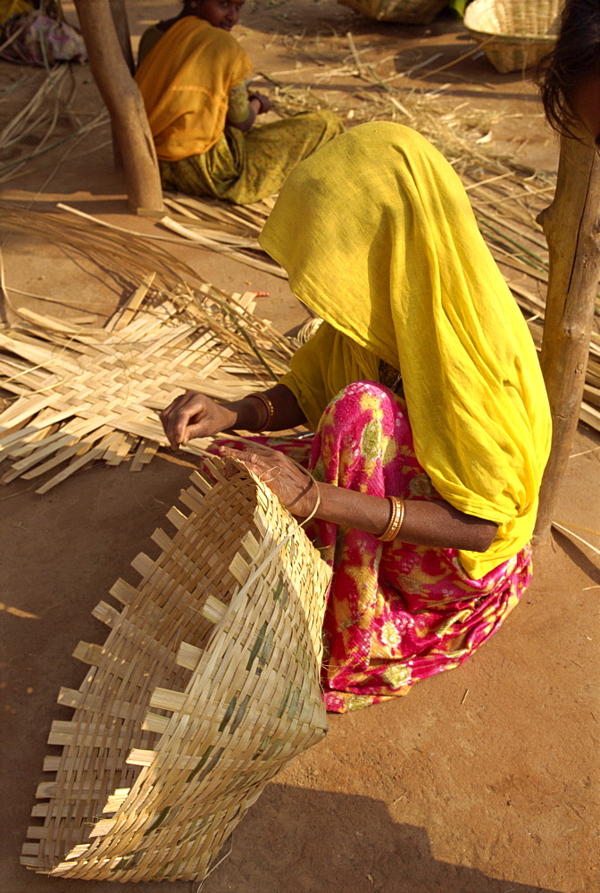 Basket making, Dhariyawad, Rajasthan state, India, Asia