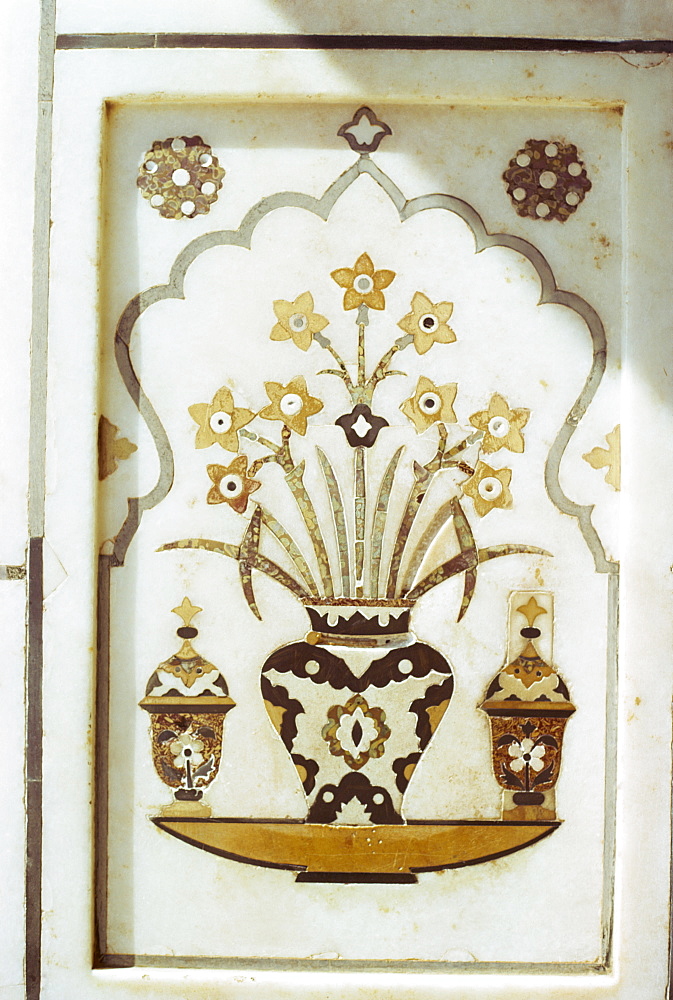 Detail of inlay work, Itimad-ud-Daulah's tomb, built by Nur Jehan, wife of Jehangir in 1622 AD, Agra, Uttar Pradesh state, India, Asia