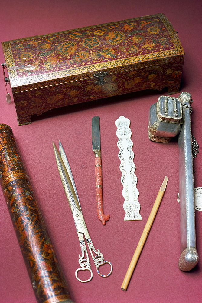 Drawing instruments, Topkapi Palace, Library, Istanbul, Turkey, Europe