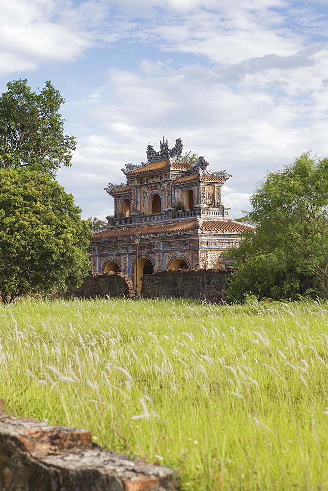 A gate at the Imperial Citadel, Hue, UNESCO World Heritage Site, Vietnam, Indochina, Southeast Asia, Asia