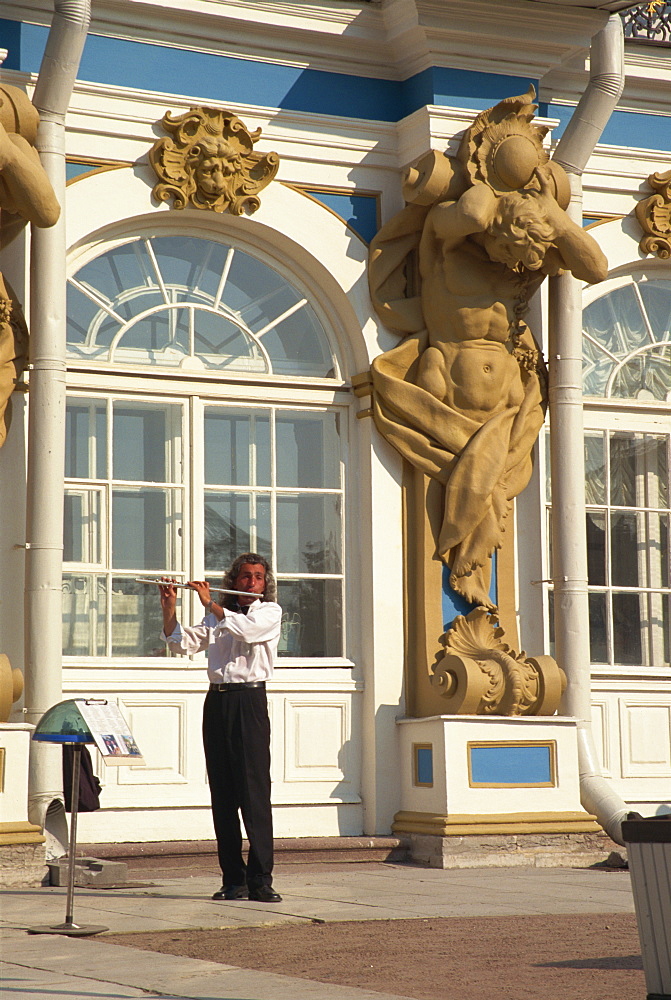 Musician outside Catherine's Palace, Pushkin, Russia, Europe