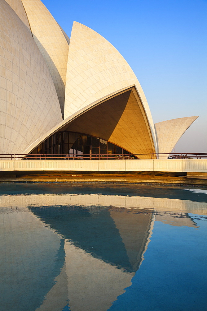 Bahai House of Worship known as the The Lotus Temple, New Delhi, Delhi, India, Asia