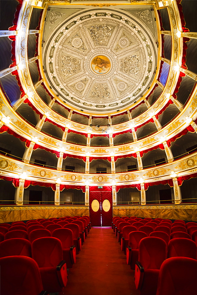 Interior of Noto Theatre (Teatro Comunale Vittorio Emanuele) in Piazza XVI Maggio, Noto, Val di Noto, Sicily, Italy, Europe 