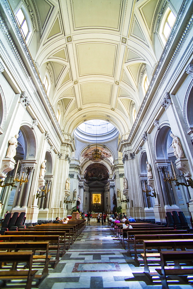 Tourists inside Palermo Cathedral (Duomo di Palermo), Palermo, Sicily, Italy, Europe 