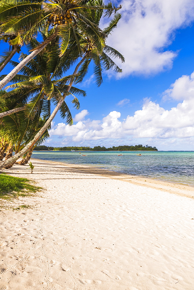 White sands of Muri Beach, Muri, Rarotonga, Cook Islands, South Pacific, Pacific