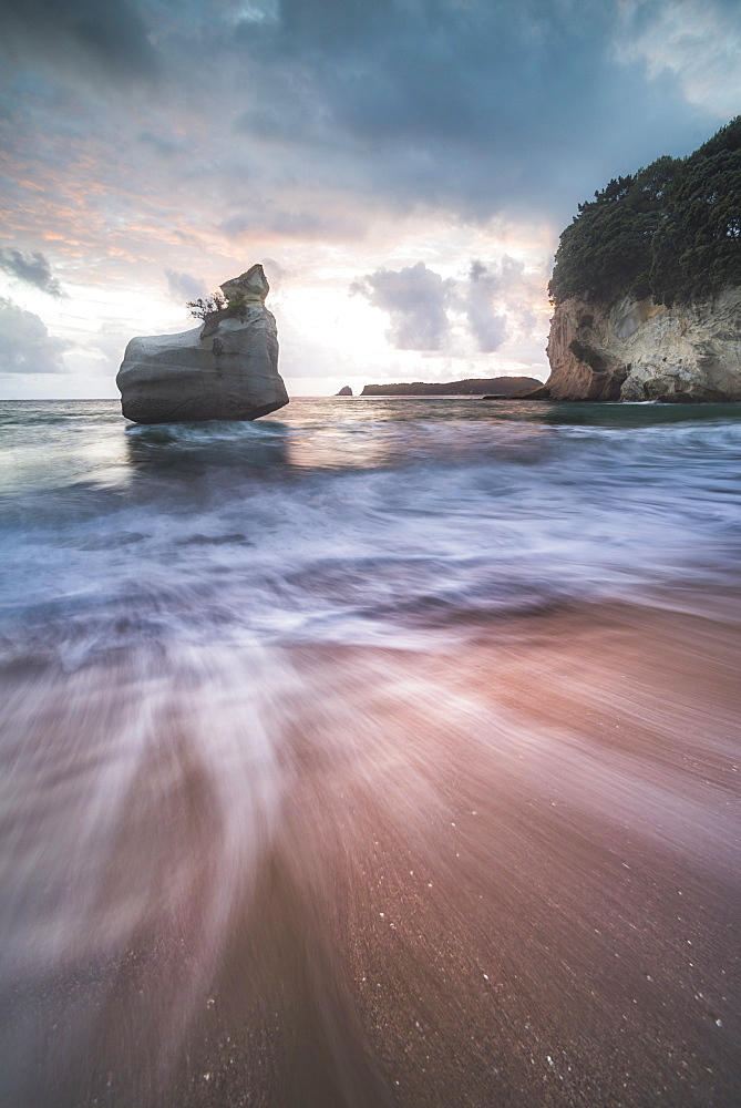 Cathedral Cove at sunrise, Coromandel Peninsula, North Island, New Zealand, Pacific