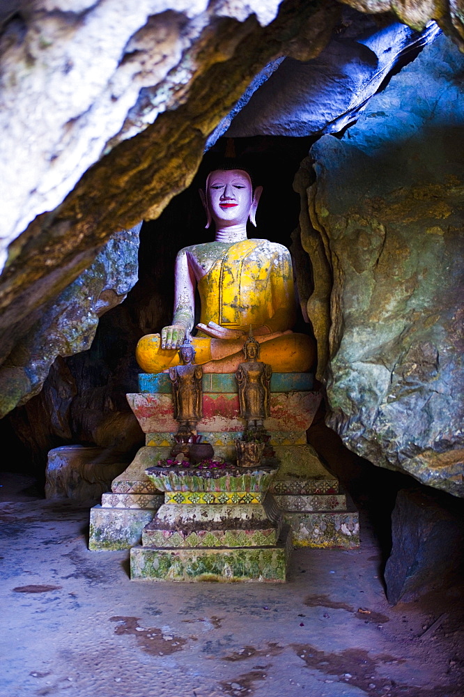 Buddha hidden in the Tham Sang Caves, Vang Vieng, Laos, Indochina, Southeast Asia, Asia