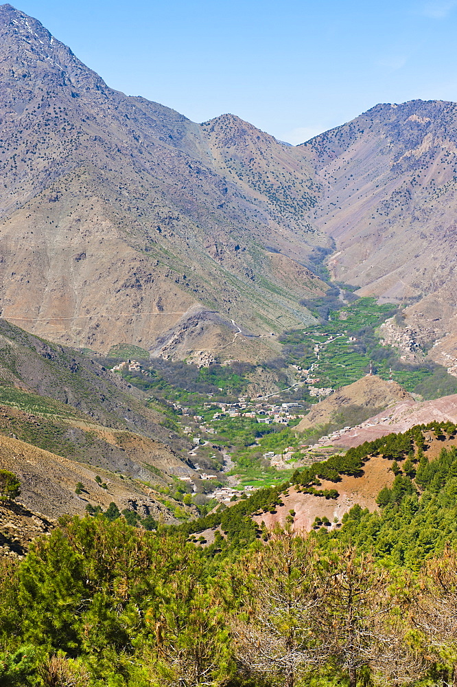 Imlil valley, seen from Tizi n Tamatert, High Atlas Mountains, Morocco, North Africa, Africa 