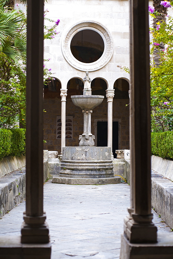 Inside Franciscan Monastery-Museum, Stradun, Dubrovnik Old Town, UNESCO World Heritage Site, Dubrovnik, Croatia, Europe 