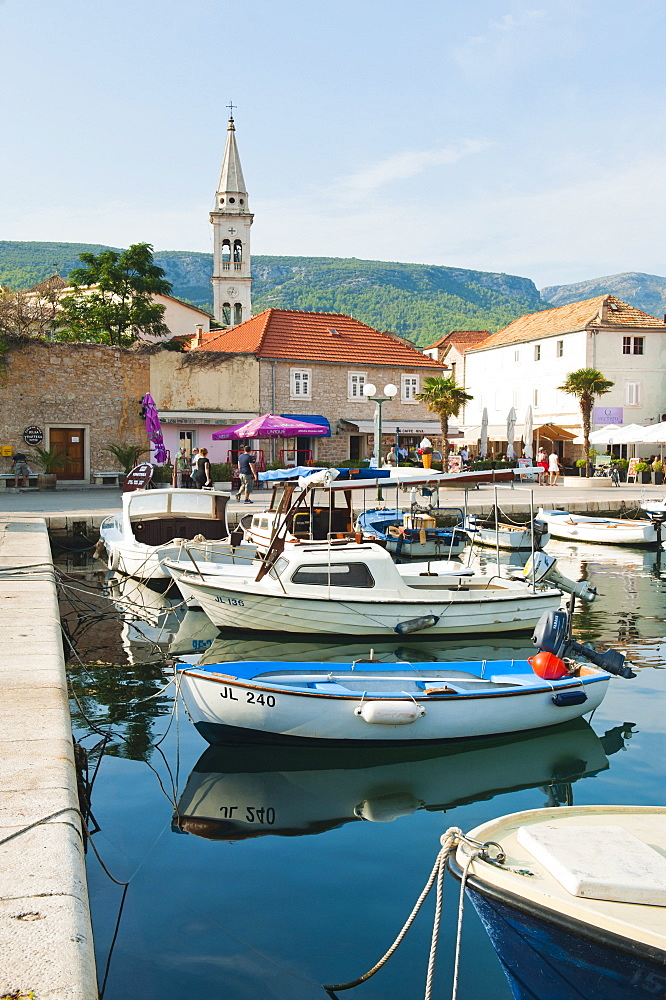 Jelsa Harbour, Hvar Island, Dalmatian Coast, Adriatic, Croatia, Europe 