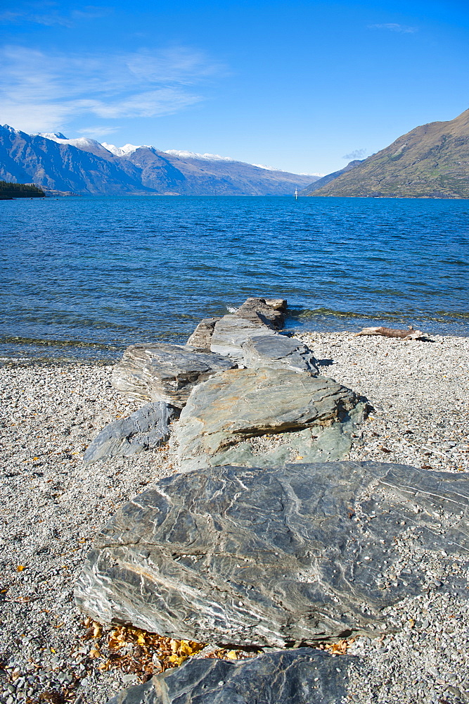 Lake Wakatipu at Queenstown, Otago, South Island, New Zealand, Pacific 