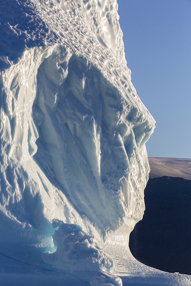 Grounded icebergs, Rode O (Red Island), Scoresbysund, Northeast Greenland, Polar Regions