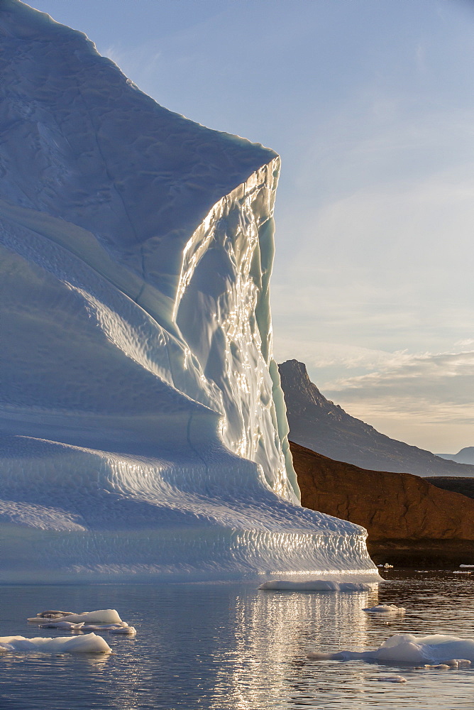 Grounded icebergs, Rode O (Red Island), Scoresbysund, Northeast Greenland, Polar Regions