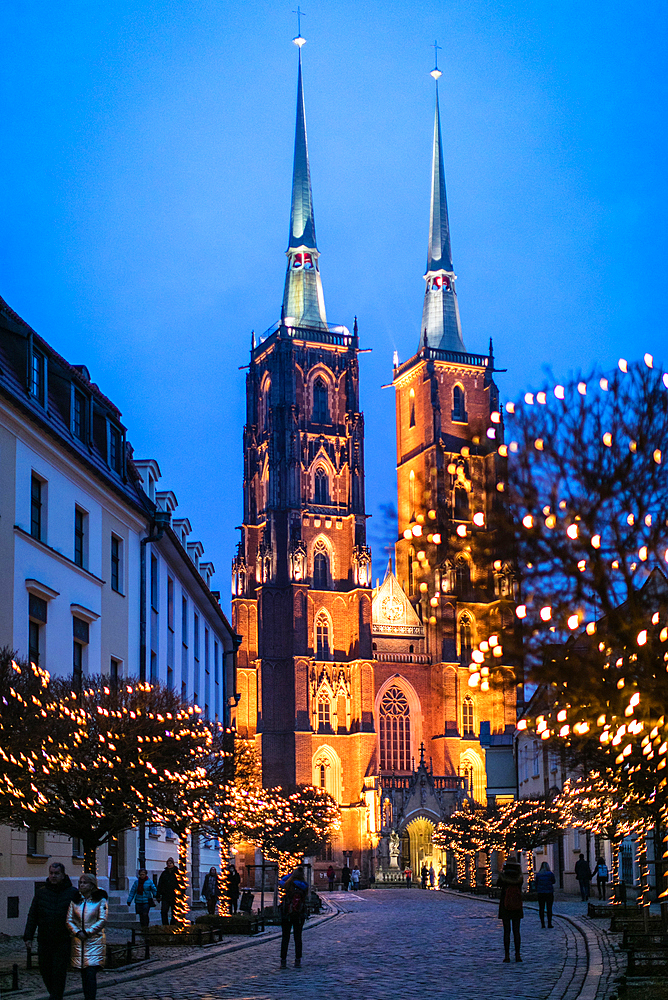 Wroclaw Cathedral in the evening, St. John the Baptist Cathedral, Cathedral Island, Ostrów Tumski, Wroclaw, Poland, Europe