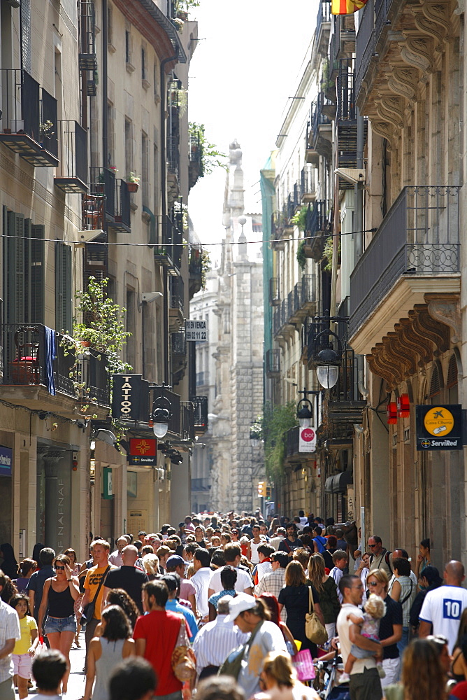 Carrer Portaferrissa, Barrio Gotic, Barcelona, Catalonia, Spain