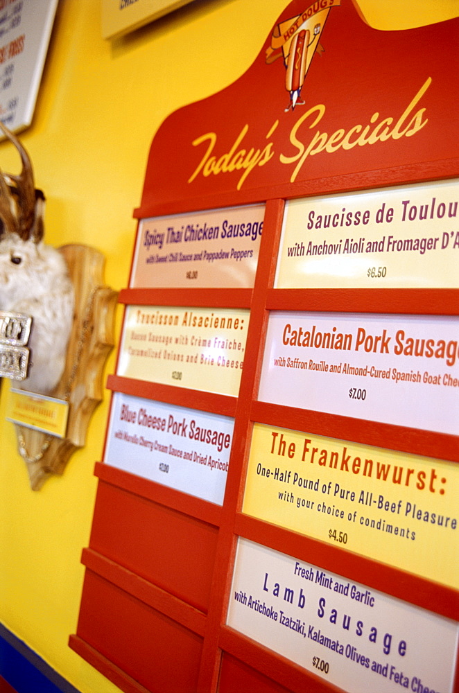 Restaurant Hot DougâˆšÃ‡Â¬Â¥s, Chicago, Illinois, USA